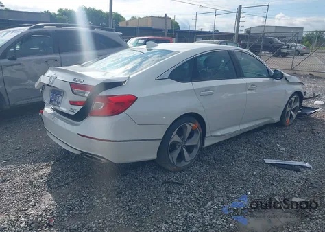 2018 Honda Accord Touring 2.0T из США, поврежденный, VIN 1HGCV2F9XJA054127